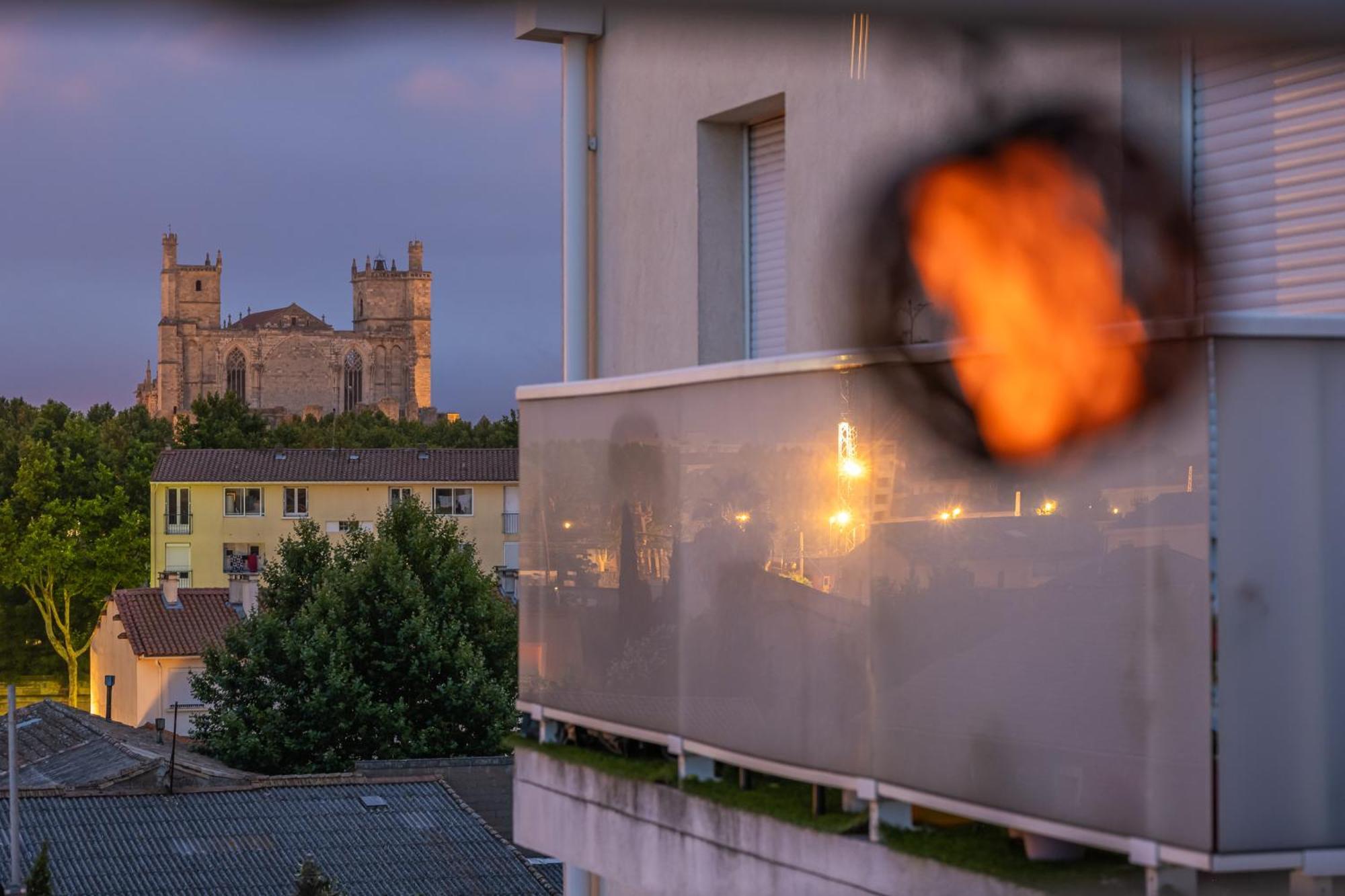 Appartement "Cote Canal", Terrasse , Climatisation , Parking Prive Narbonne Eksteriør bilde